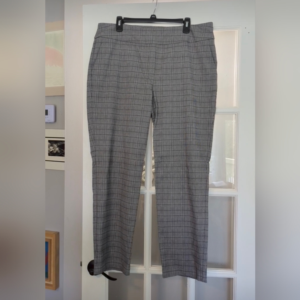 S.C. & Co. Gray Plaid Stretch Pants | Women’s XXL | Dressy Legging Fit